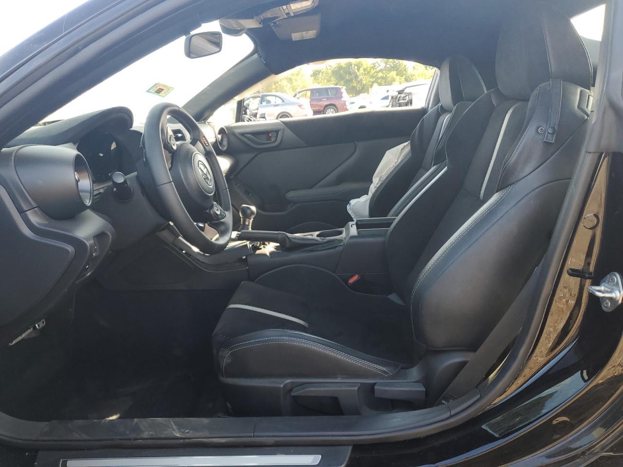 2025 TOYOTA GR 86
