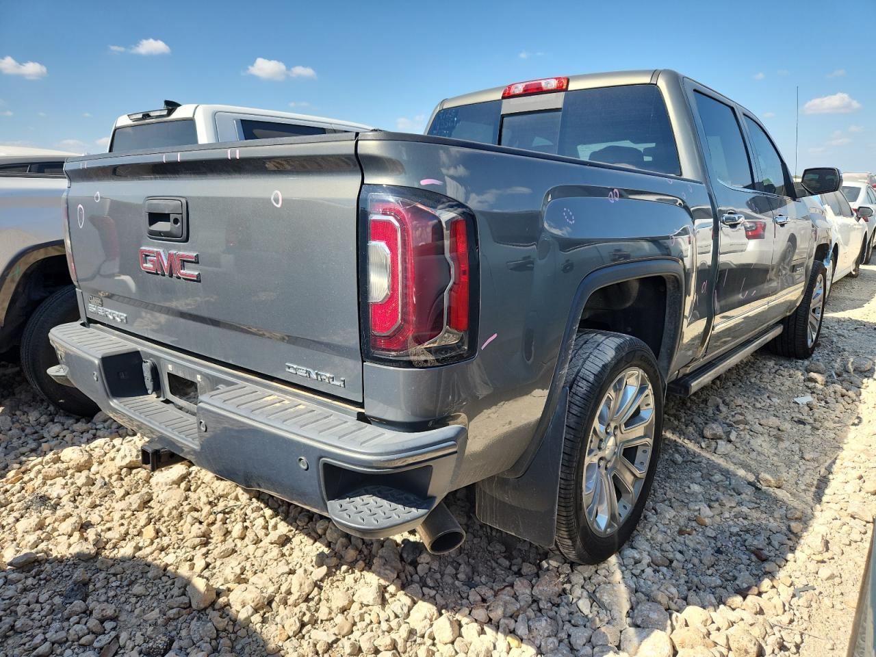 2018 GMC Sierra