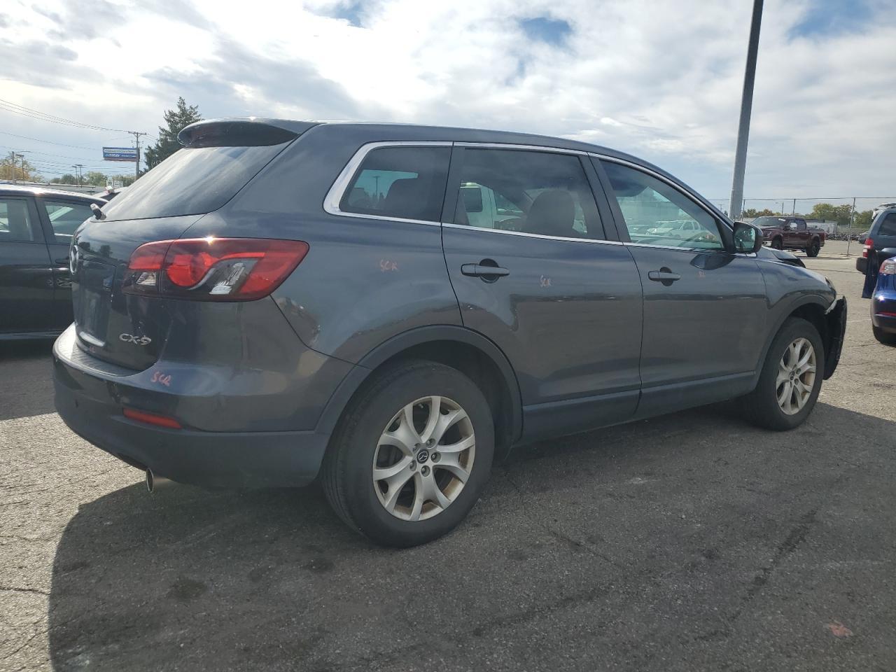 2013 MAZDA CX-9