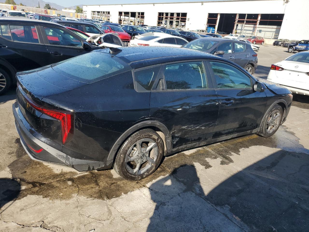 2025 KIA K4