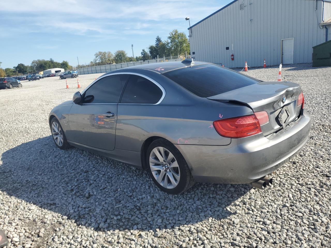 2011 BMW 3 SERIES