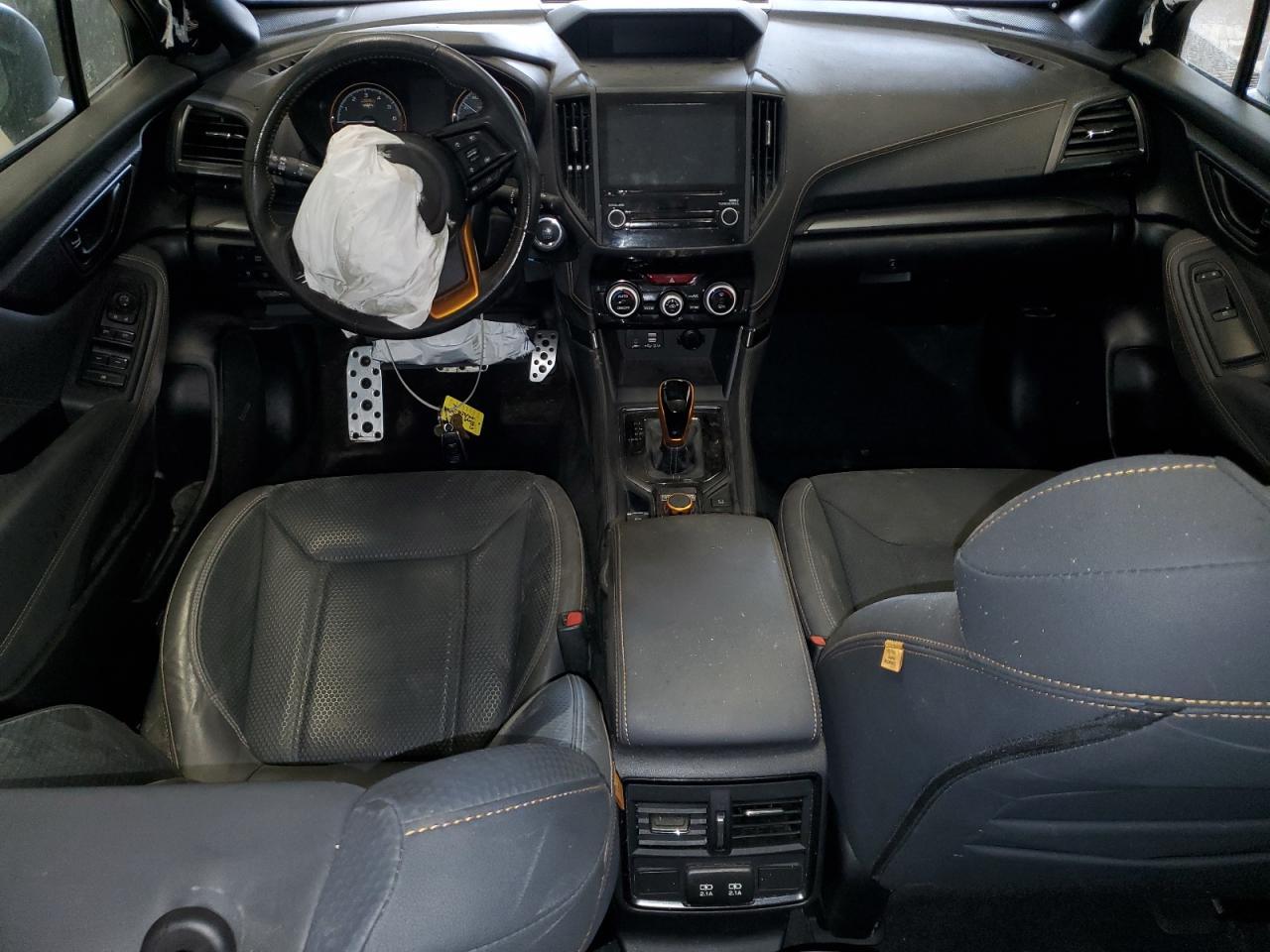 2023 SUBARU FORESTER