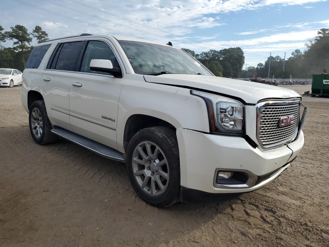 2015 GMC Yukon