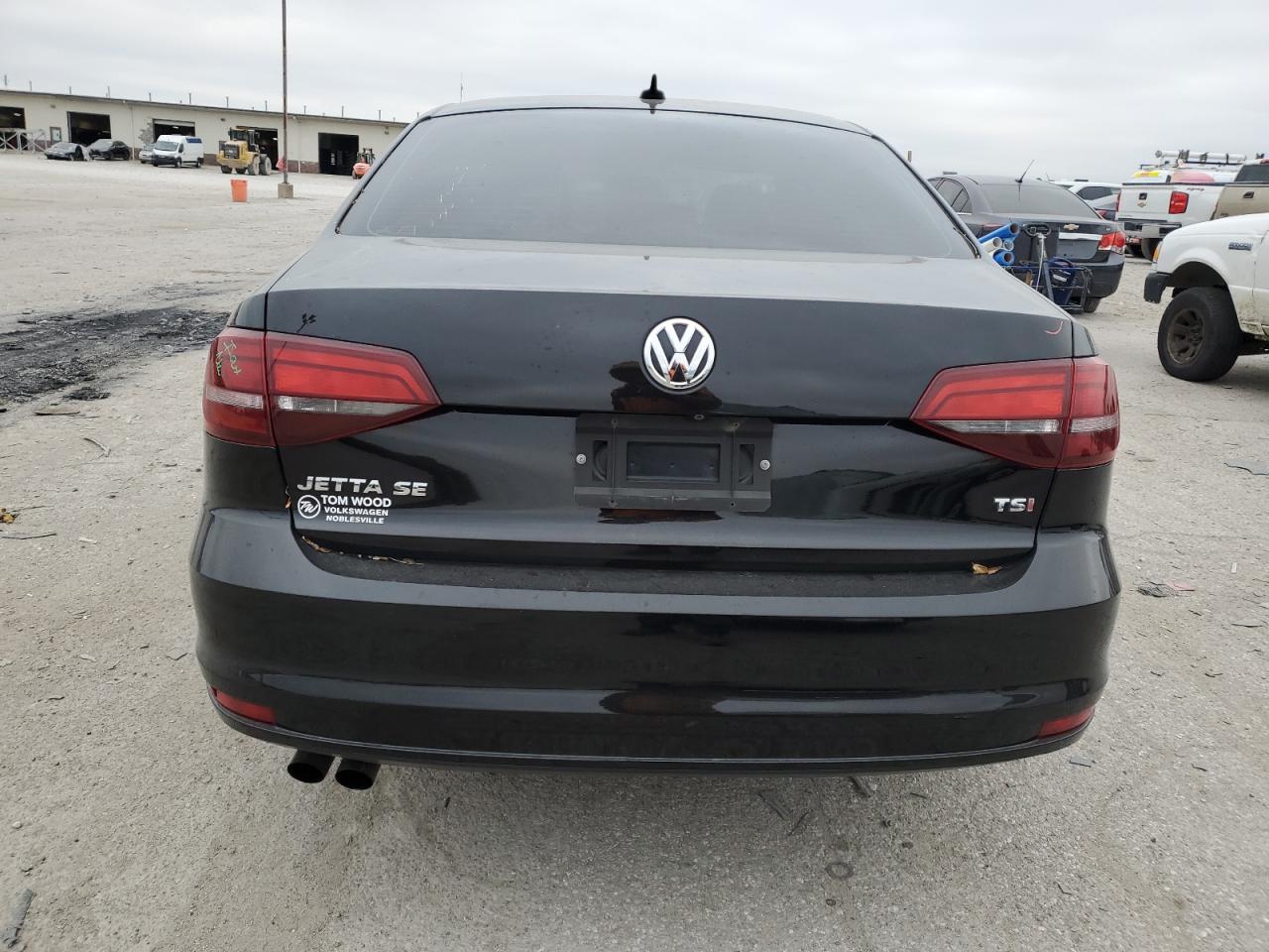 2016 VOLKSWAGEN JETTA