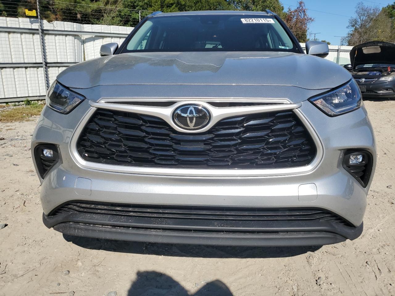 2020 TOYOTA HIGHLANDER