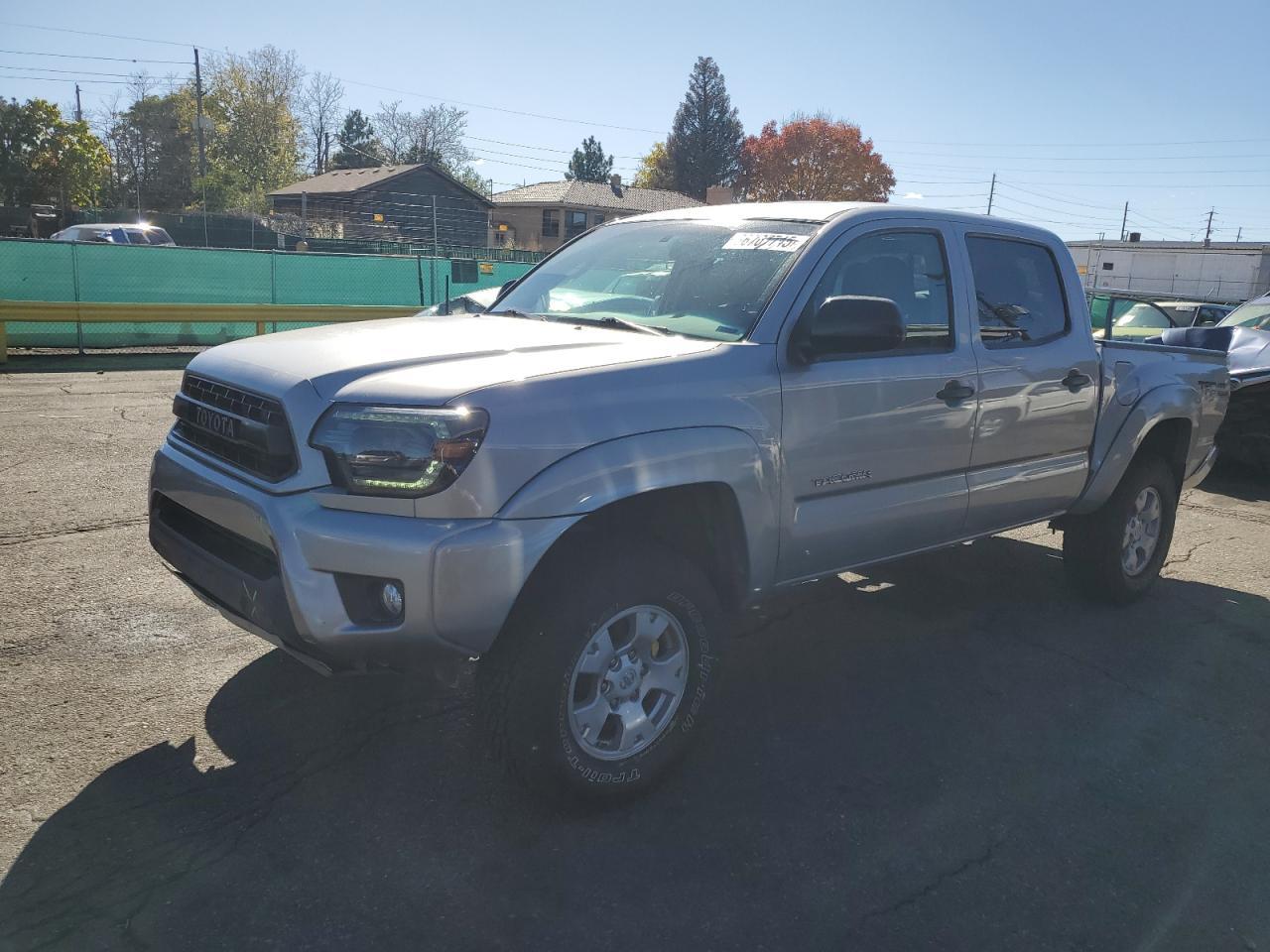 2015 TOYOTA TACOMA