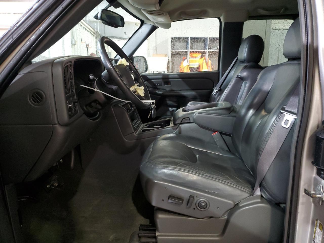 2004 CHEVROLET Silverado