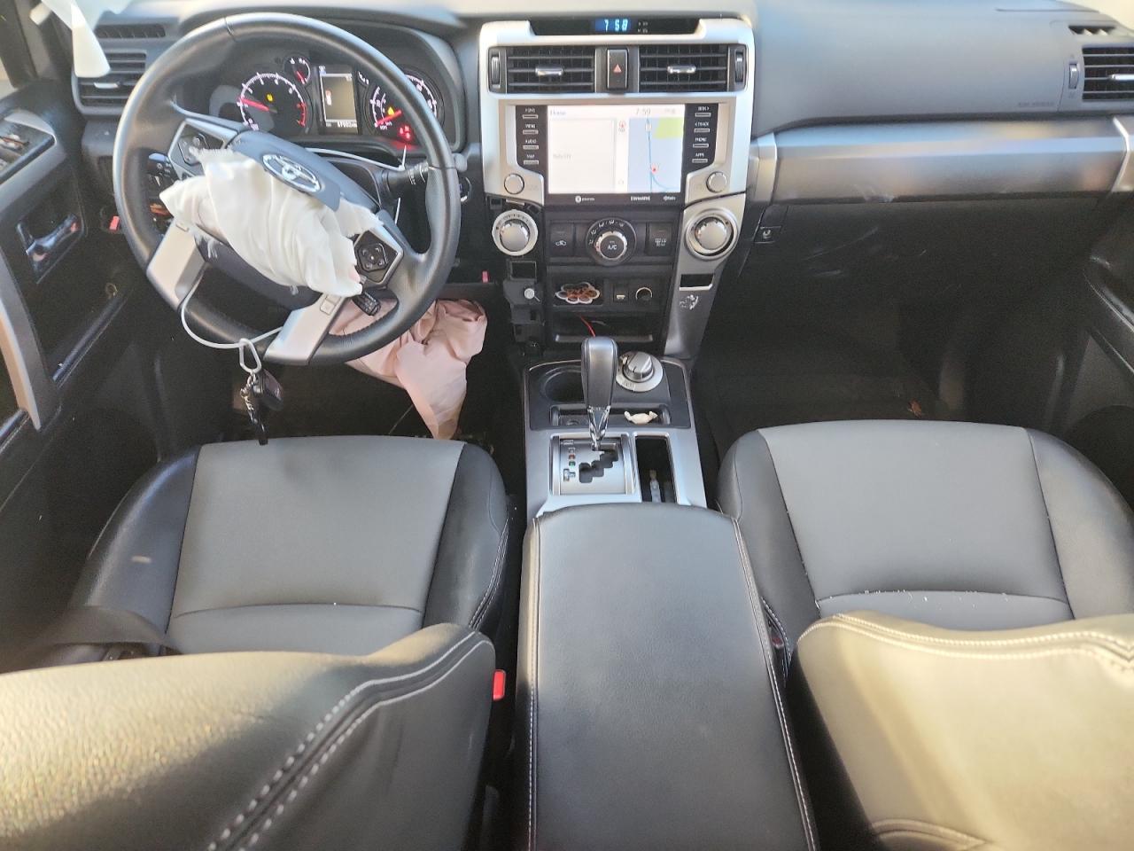 2022 TOYOTA 4Runner