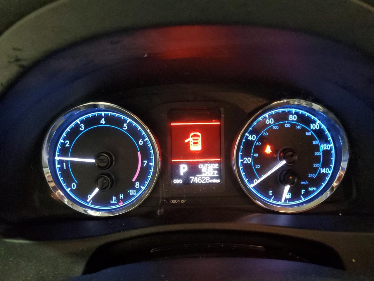 2018 TOYOTA COROLLA