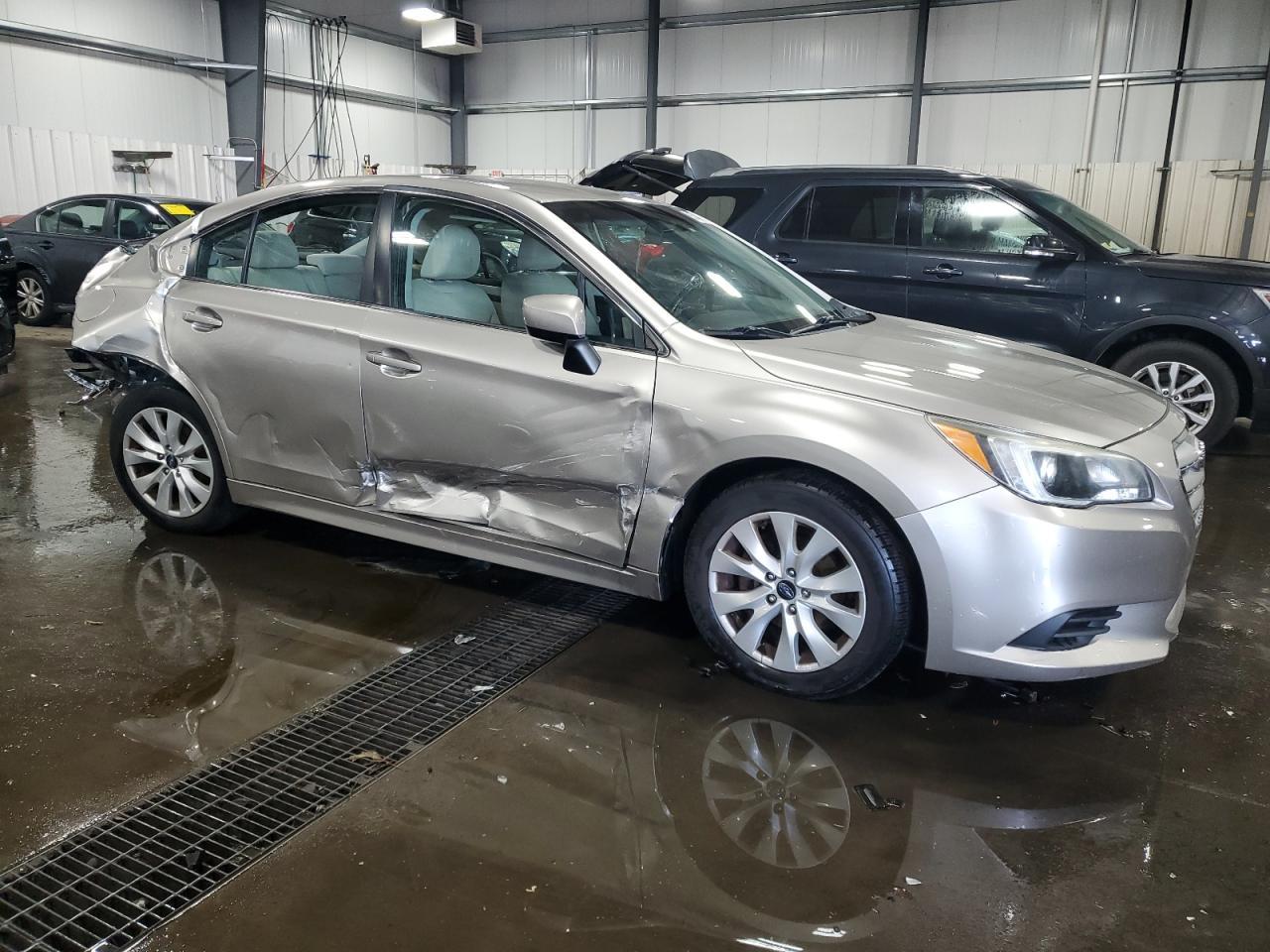 2016 SUBARU Legacy
