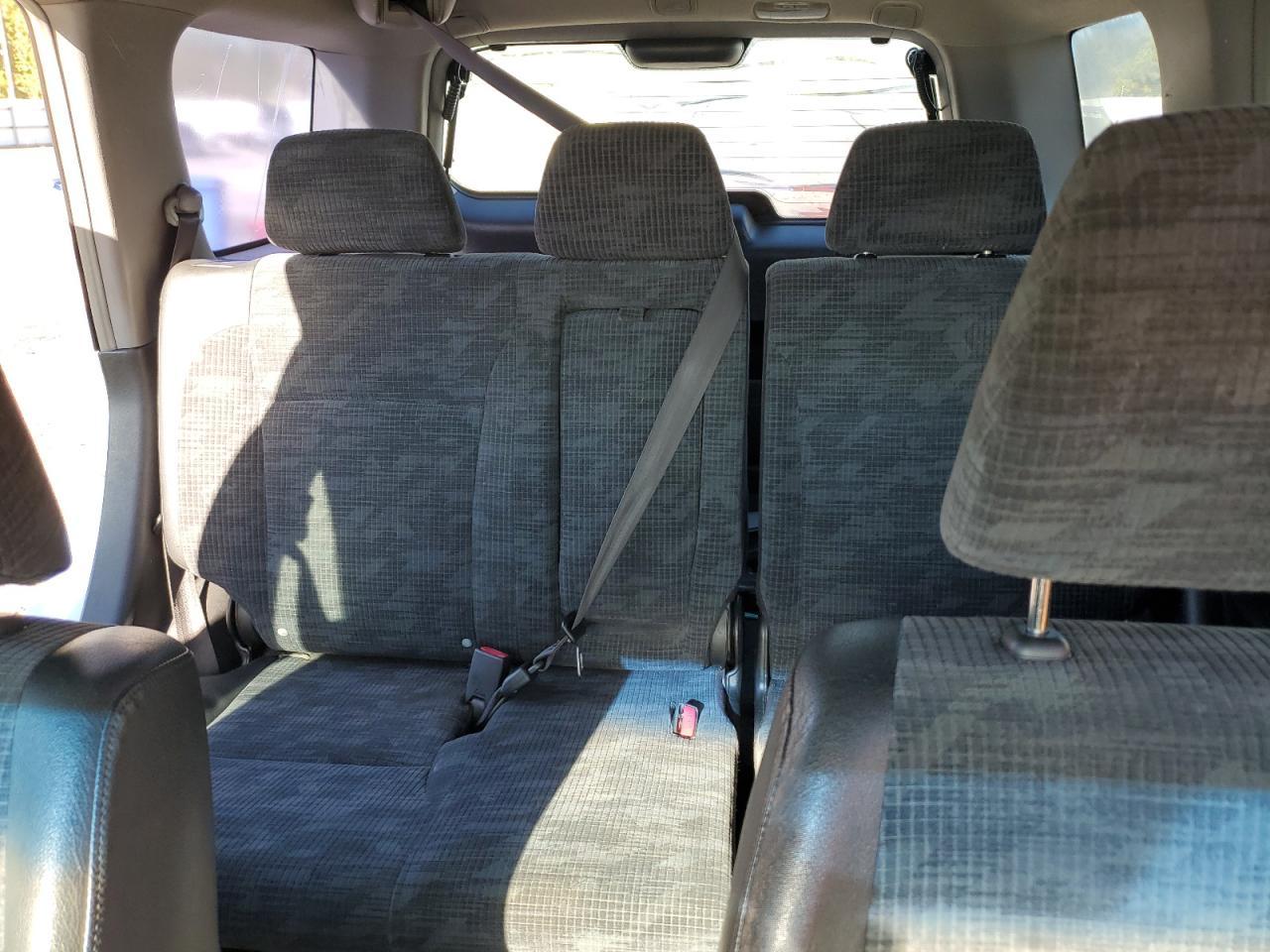 2004 HONDA CR-V