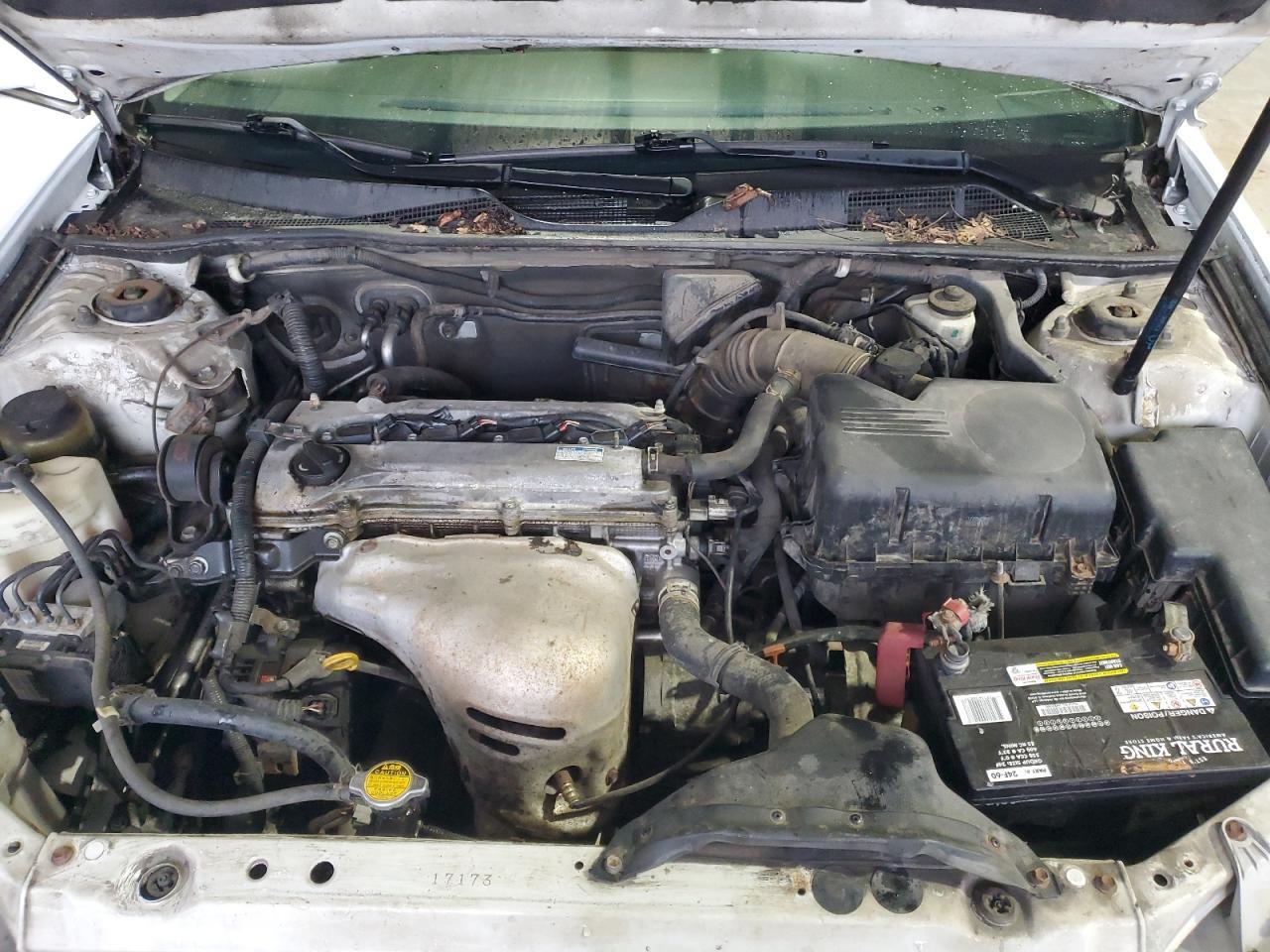 2004 TOYOTA CAMRY