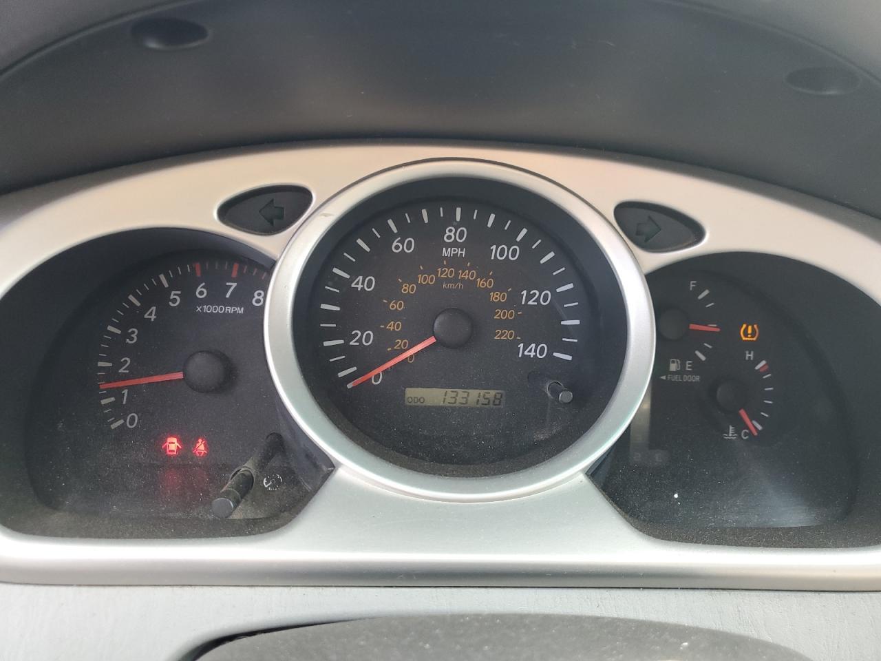 2004 TOYOTA HIGHLANDER