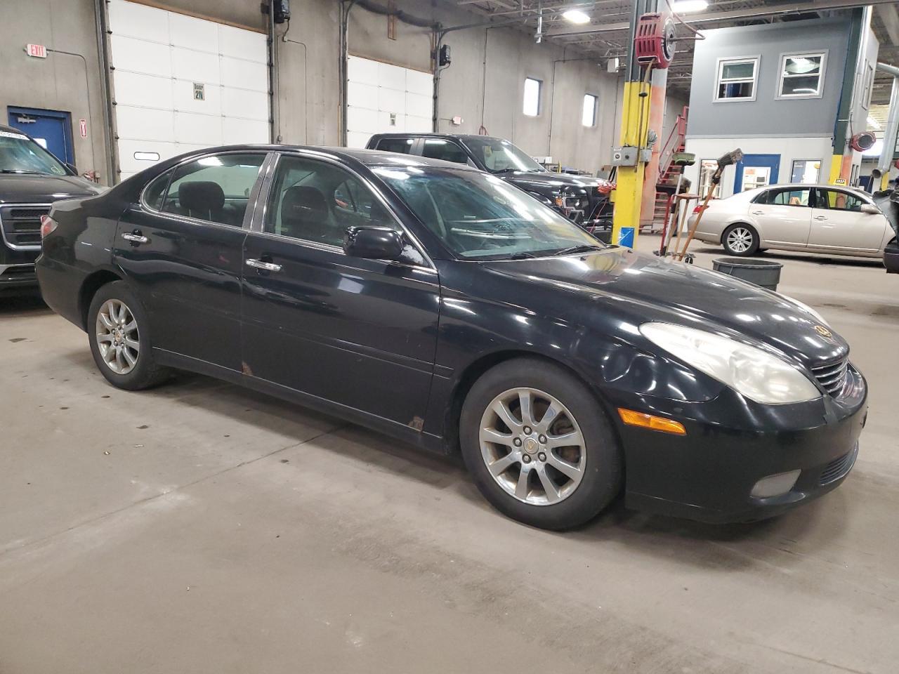 2004 LEXUS ES 330