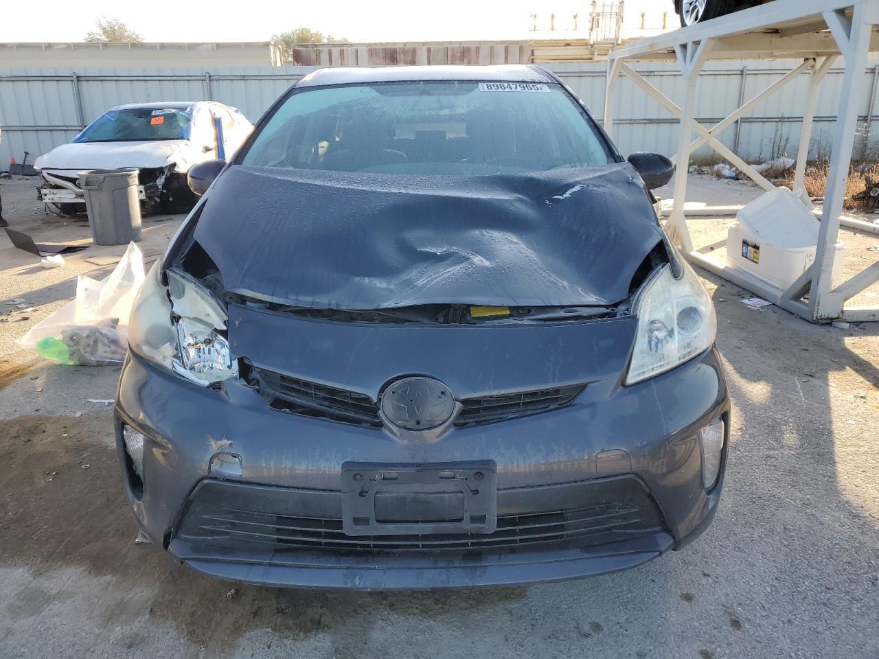 2013 TOYOTA PRIUS