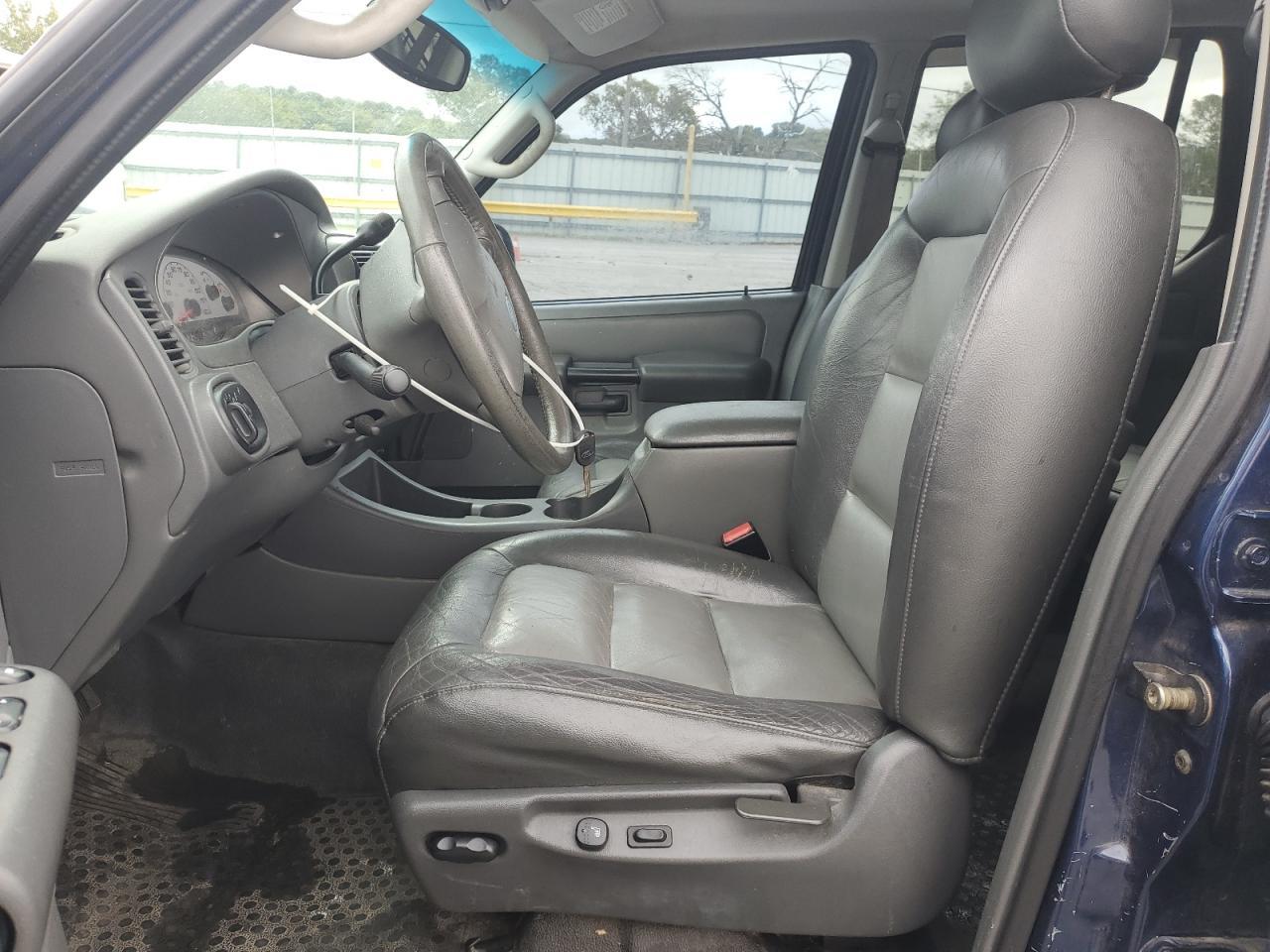 2004 FORD Explorer Sport Trac