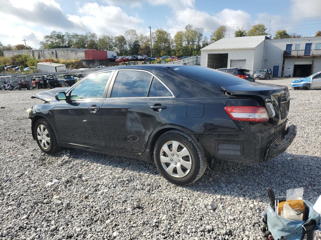 2010 TOYOTA CAMRY