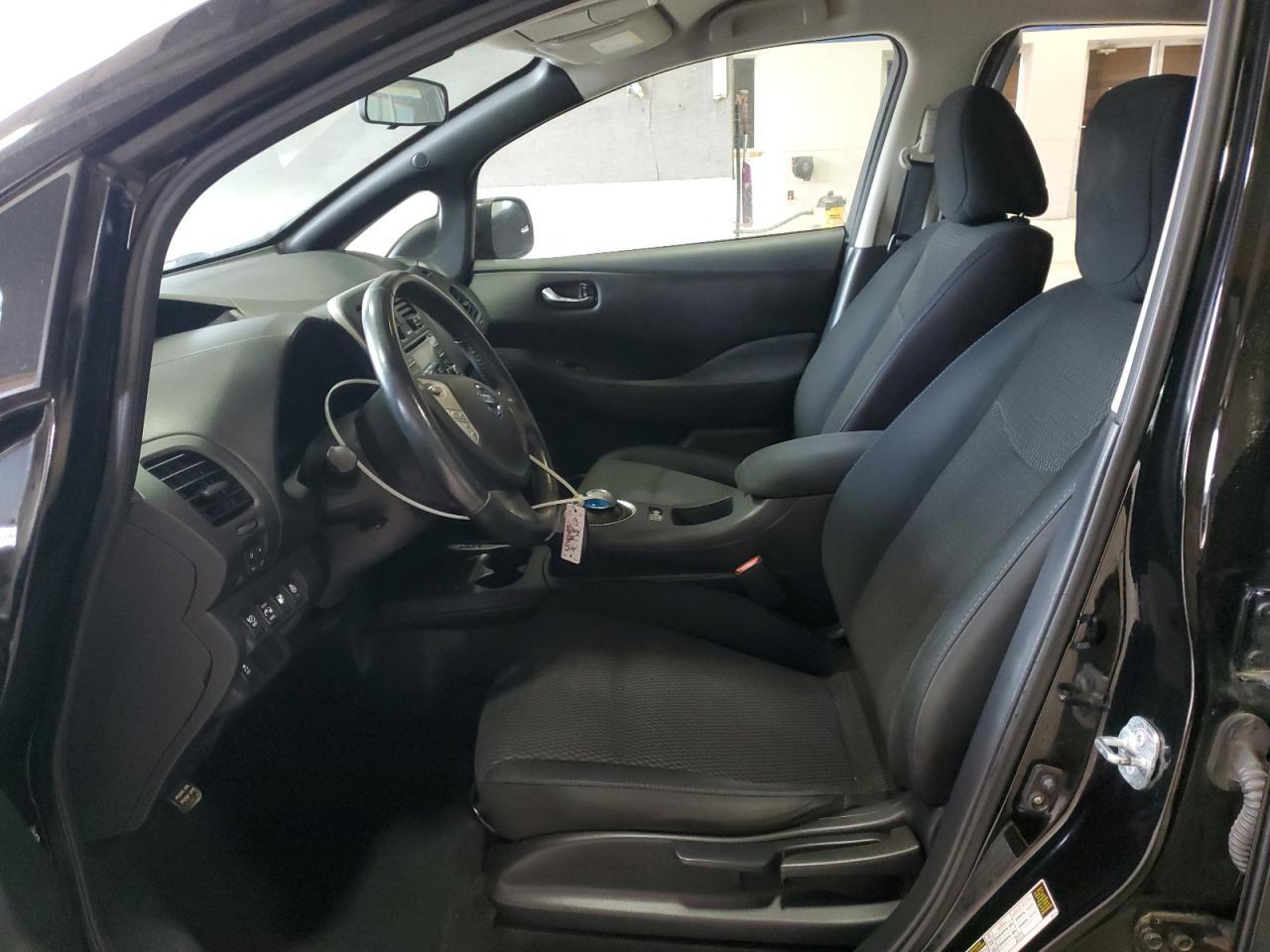 2013 NISSAN LEAF