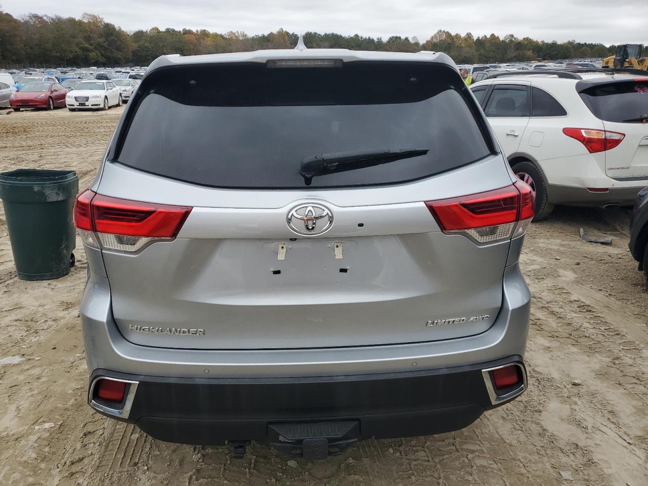 2019 TOYOTA HIGHLANDER