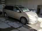 2009 TOYOTA SIENNA