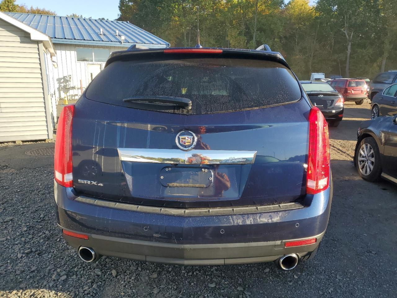 2011 CADILLAC SRX