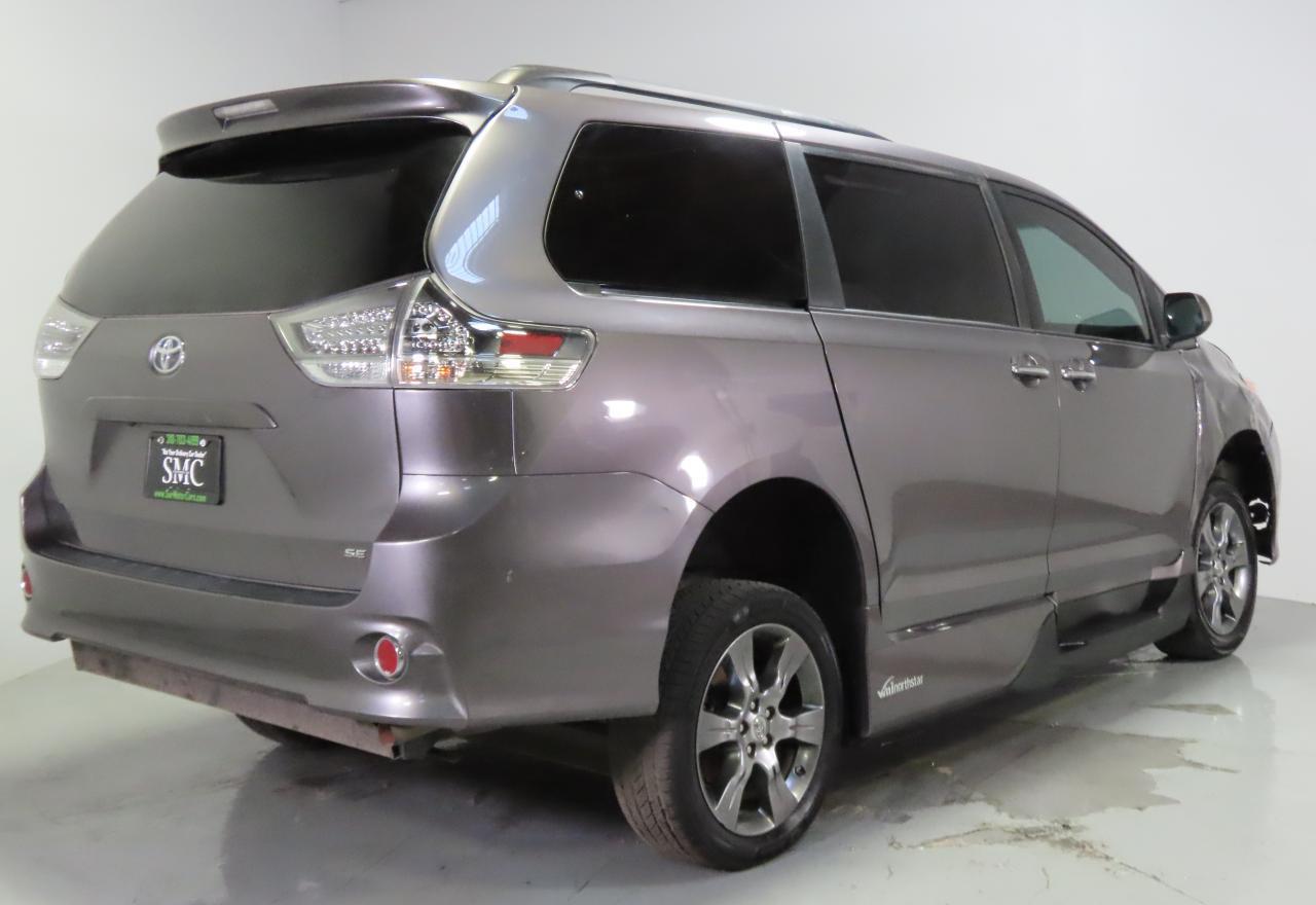 2015 TOYOTA SIENNA