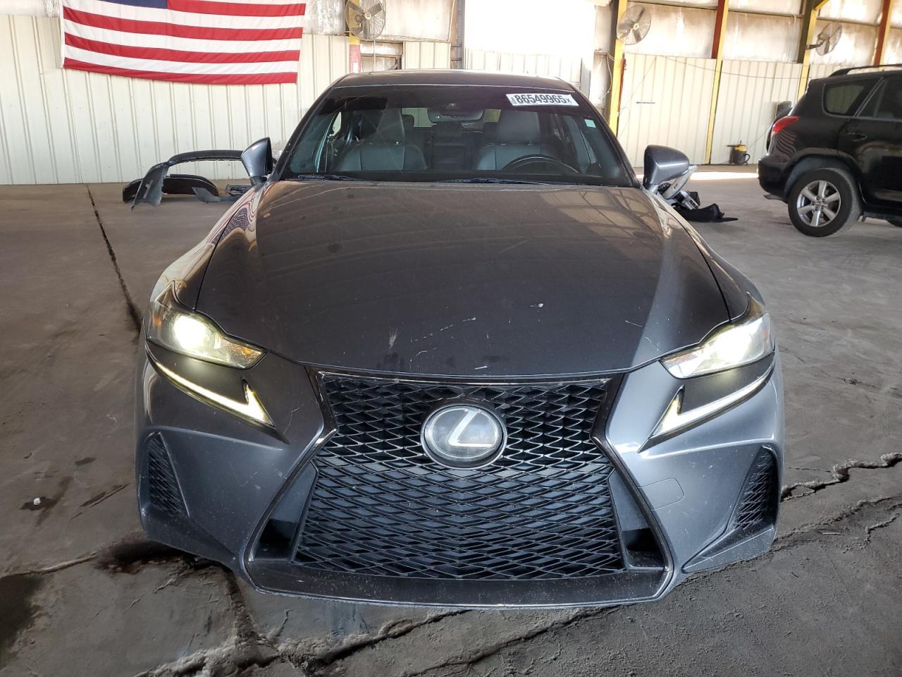 2018 LEXUS IS 300