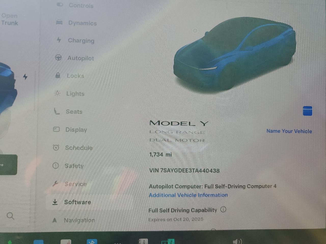 2026 TESLA MODEL Y