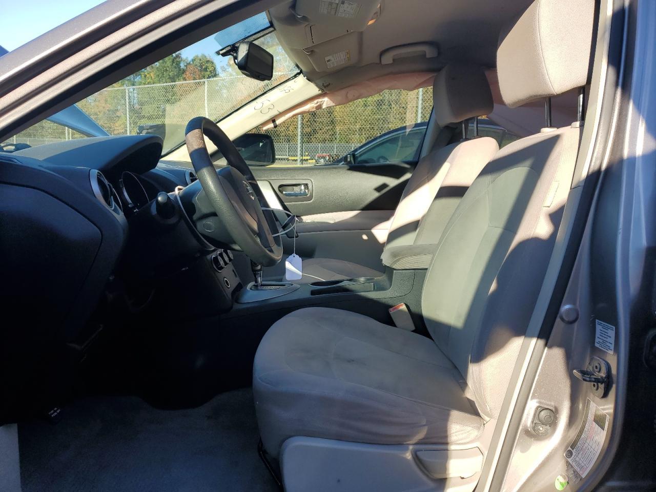 2010 NISSAN ROGUE