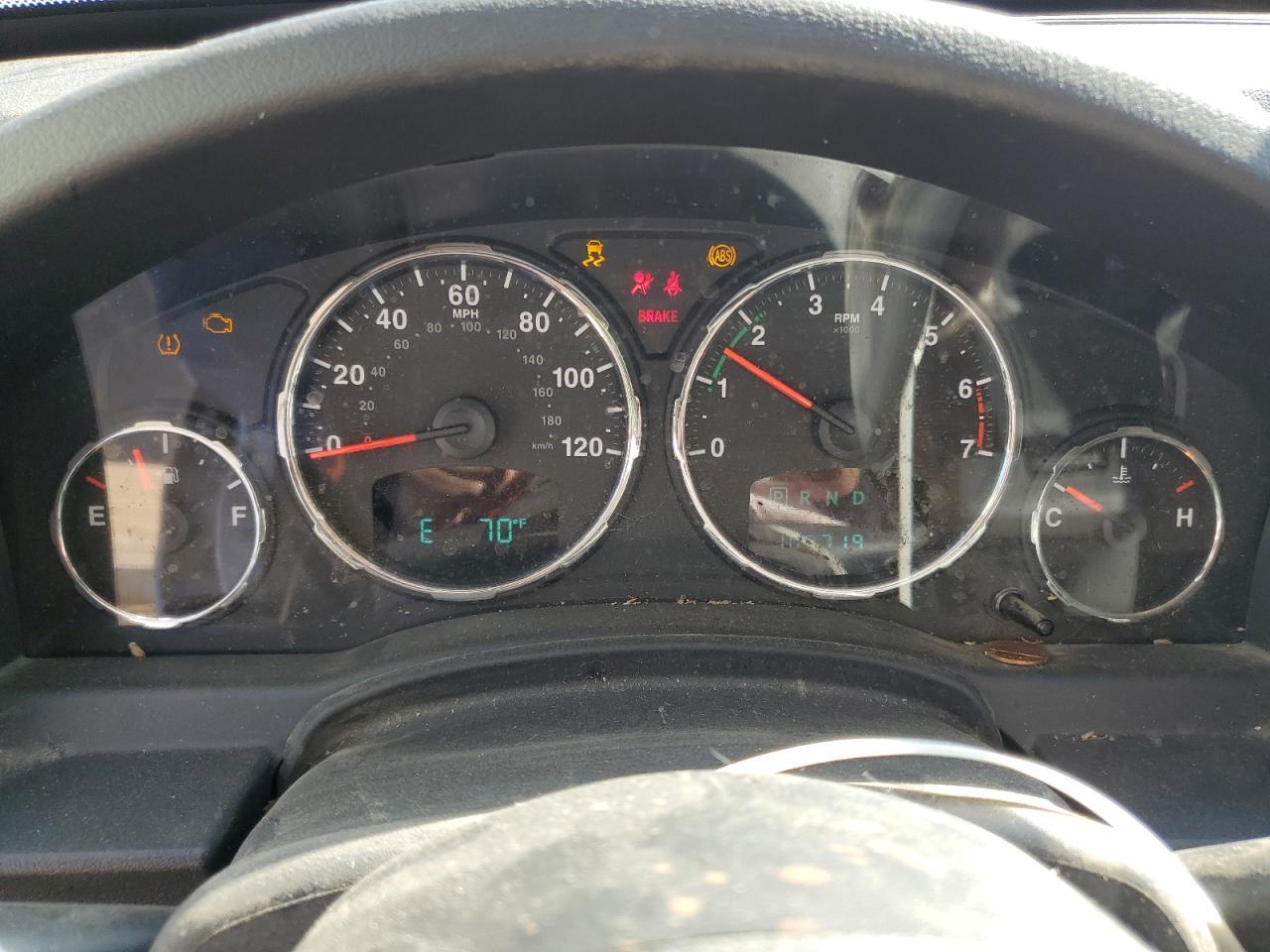2011 JEEP Liberty