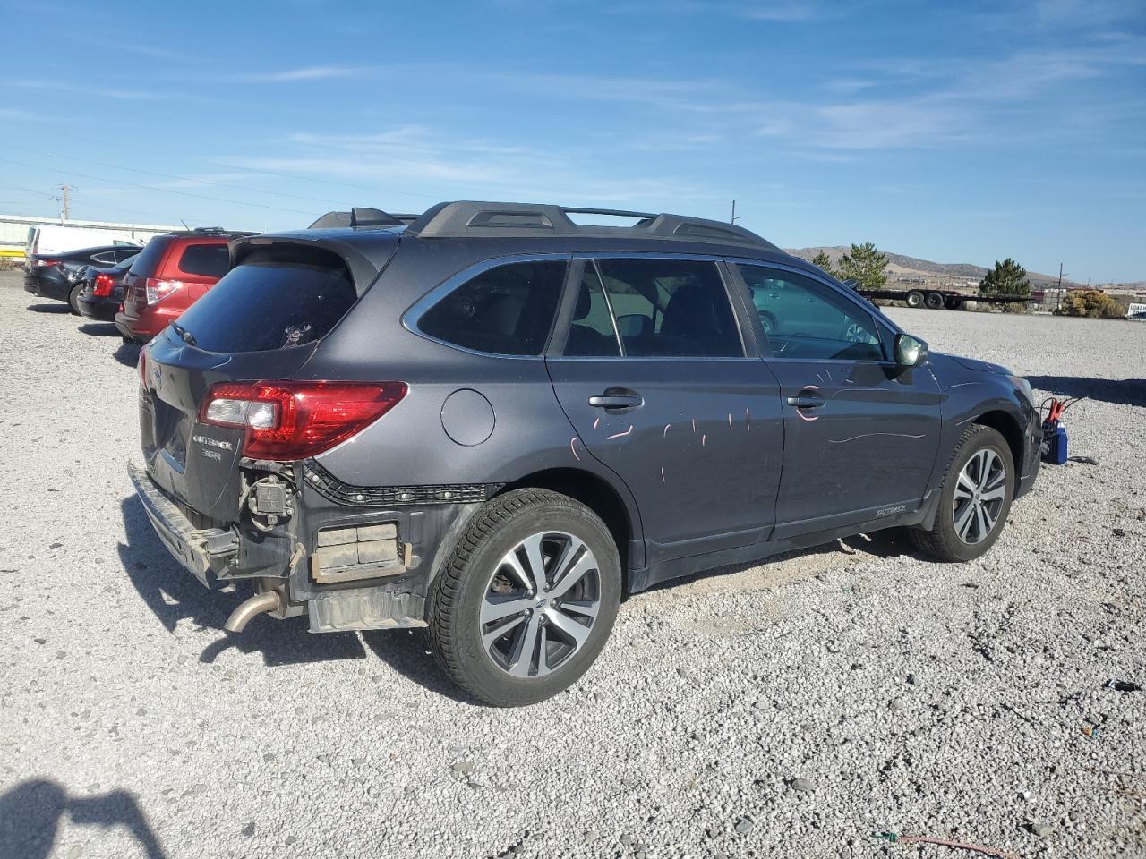 2019 SUBARU Outback