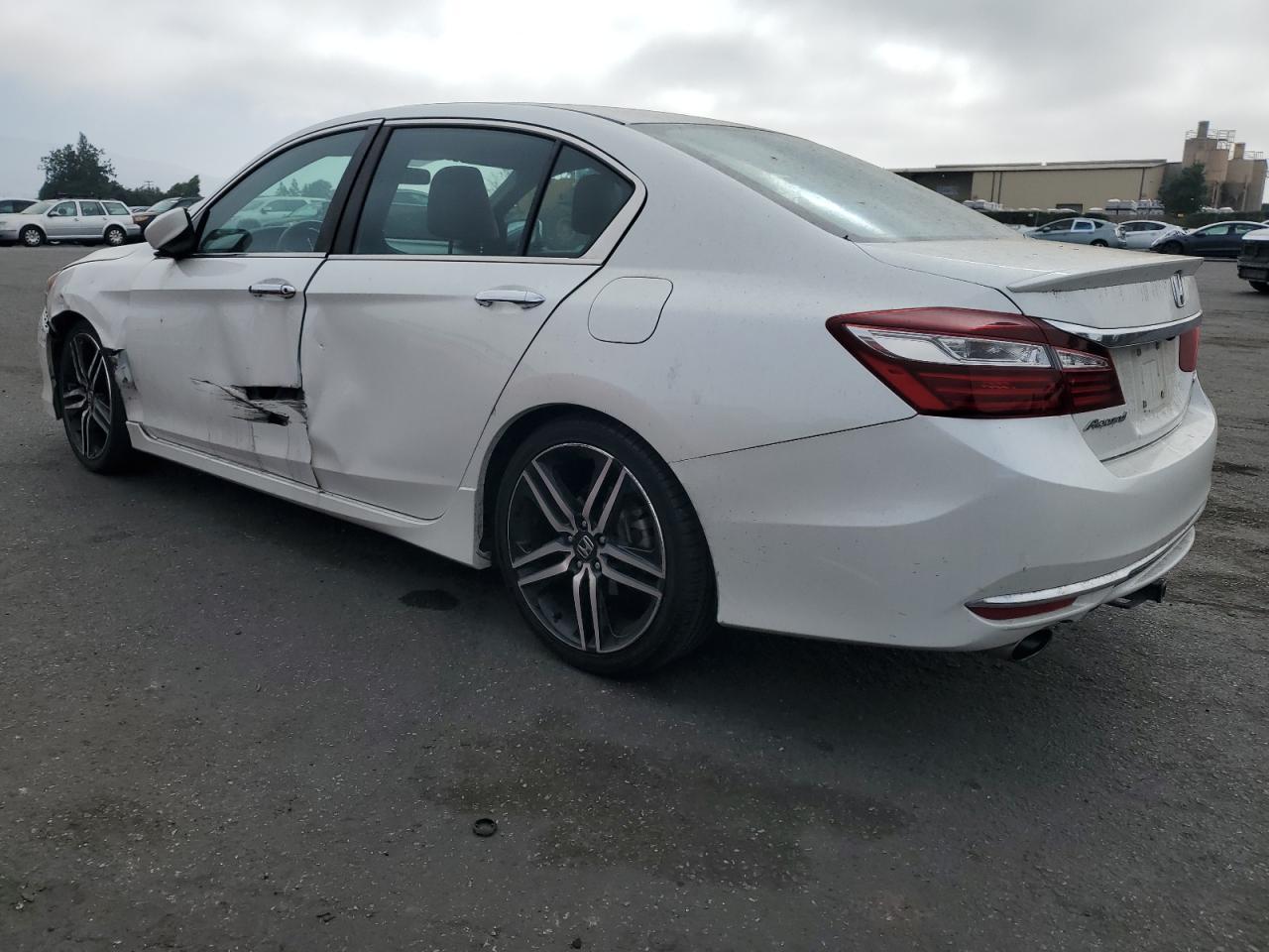 2016 HONDA ACCORD