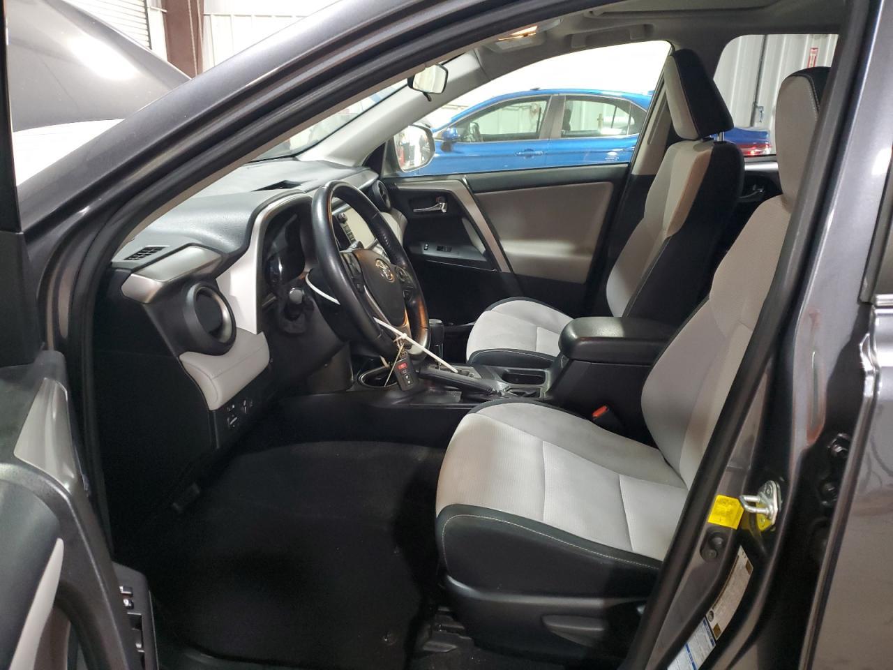 2016 TOYOTA RAV4