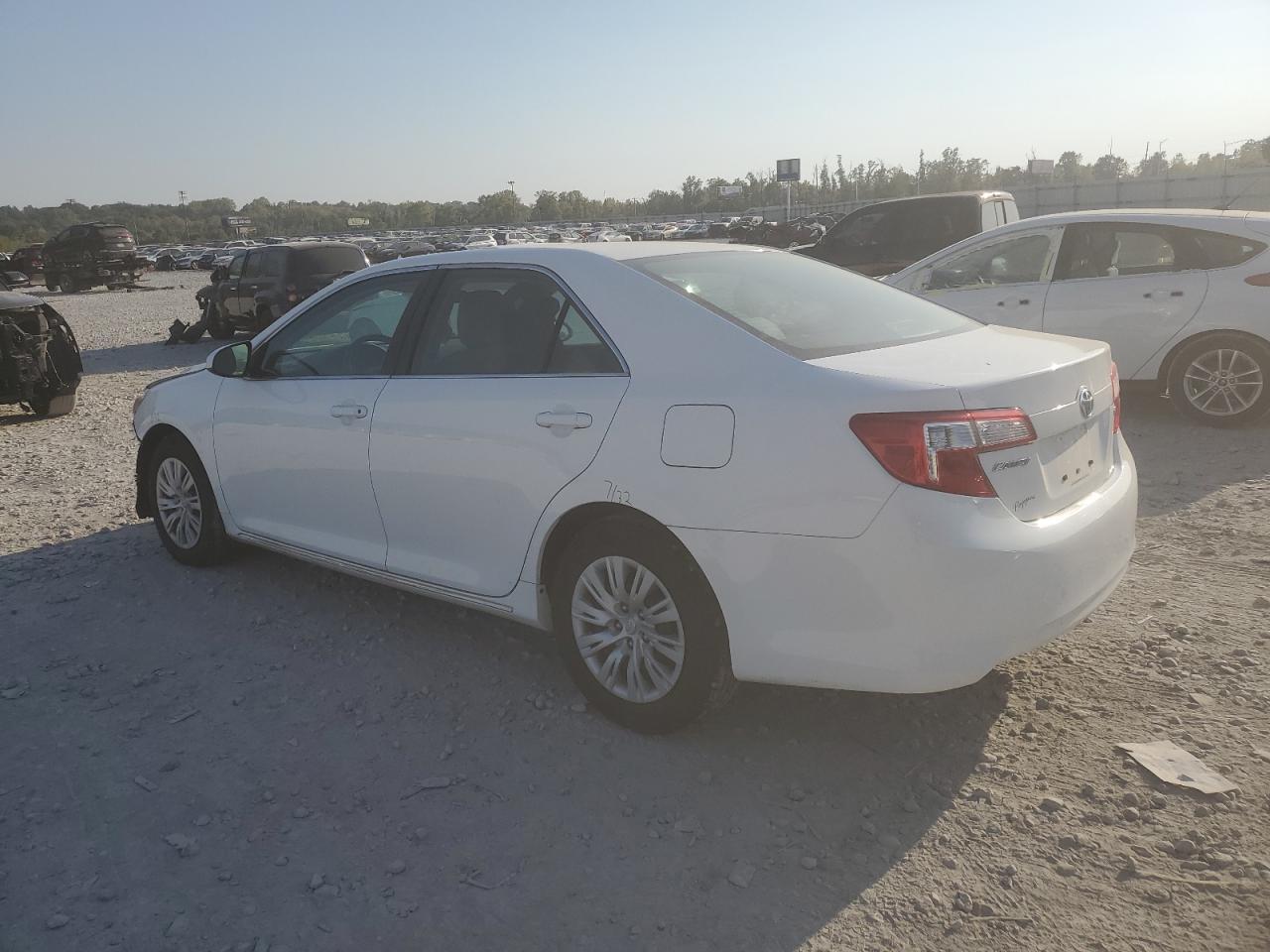 2013 TOYOTA CAMRY