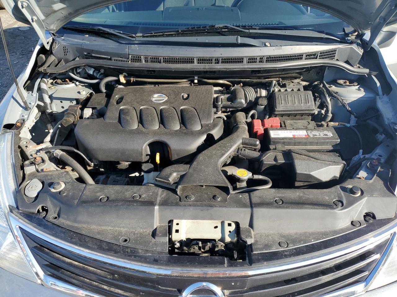 2011 NISSAN VERSA