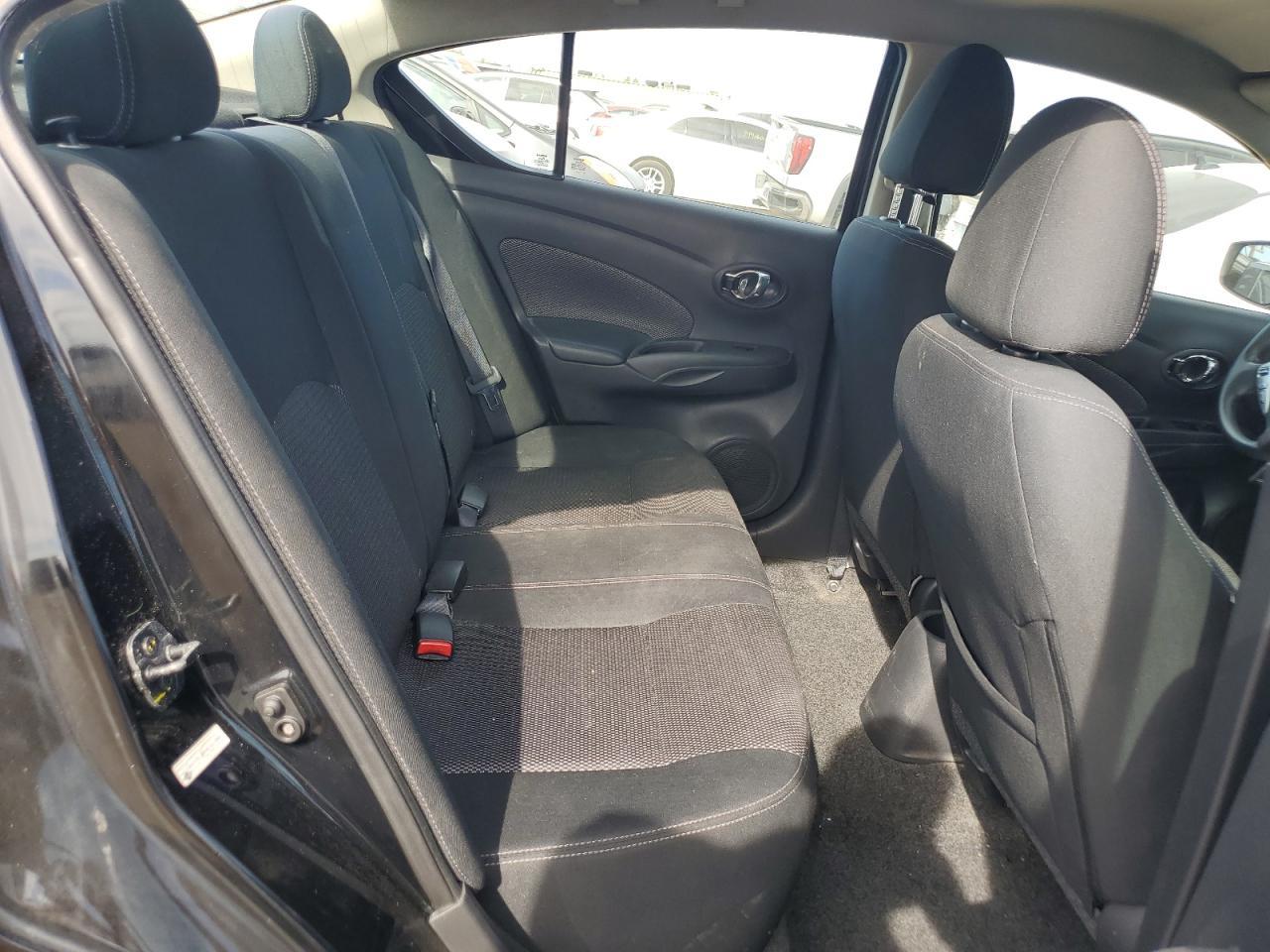 2019 NISSAN VERSA