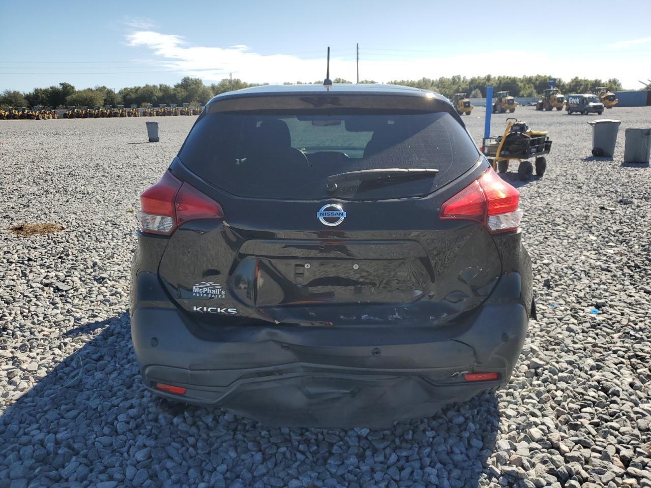 2020 NISSAN KICKS