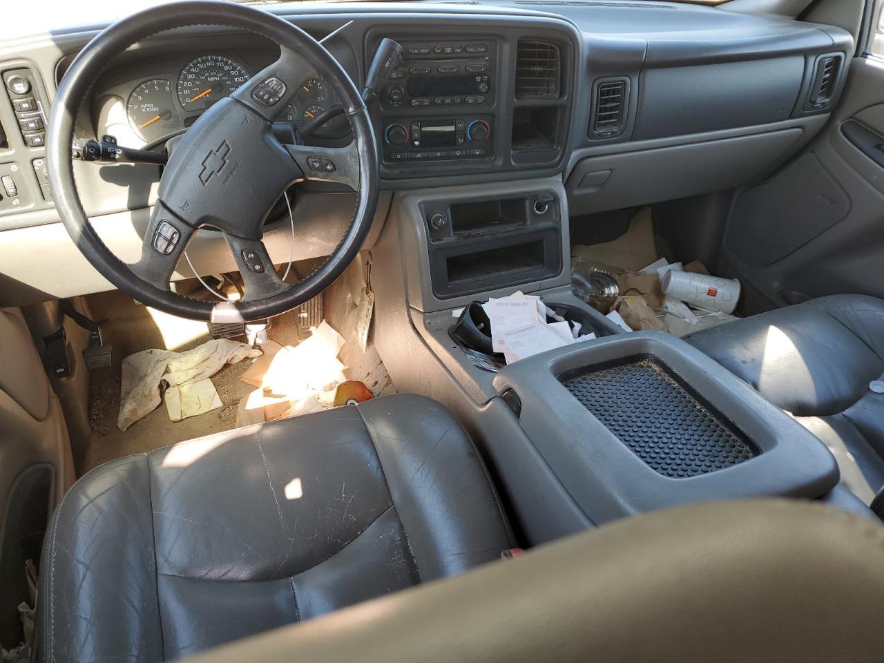 2005 CHEVROLET Suburban