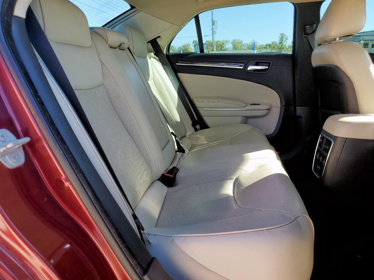 2017 CHRYSLER 300