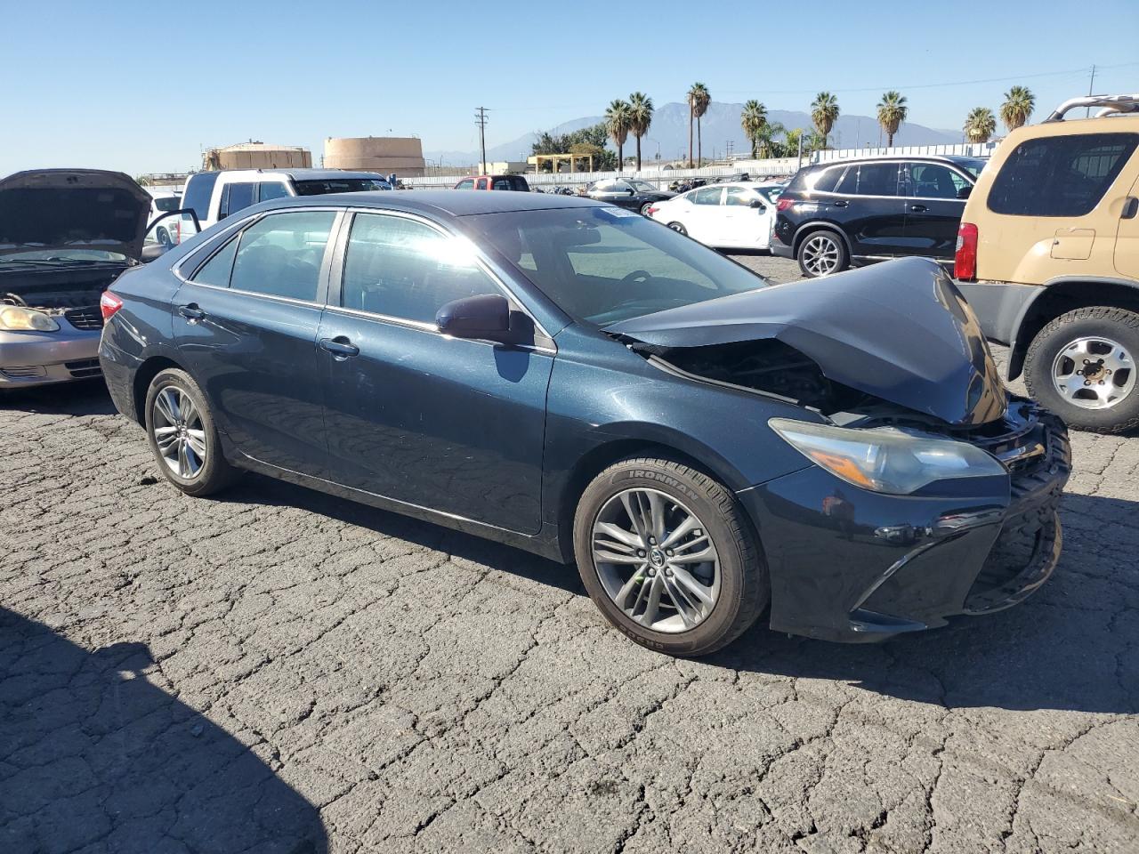 2016 TOYOTA CAMRY