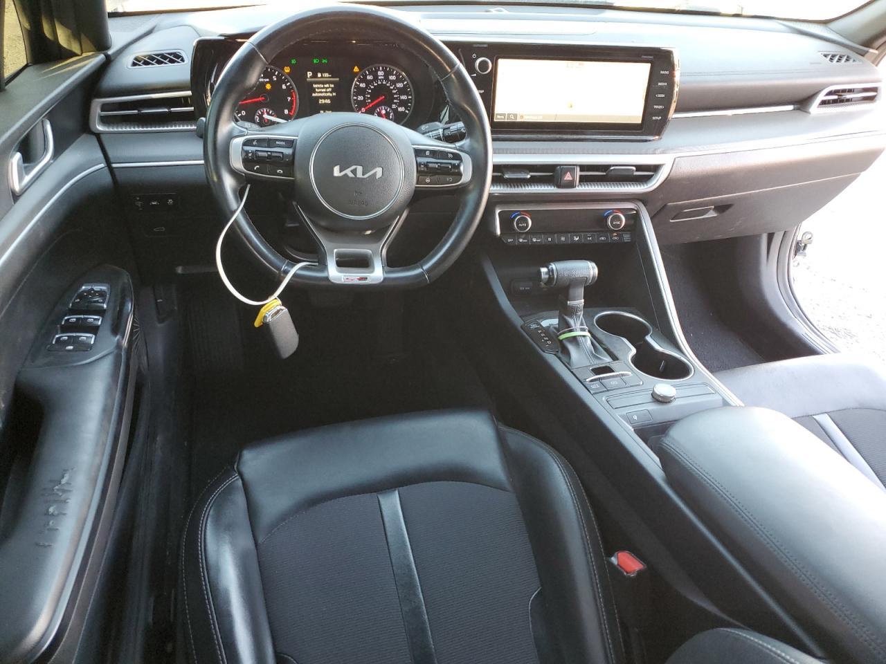 2022 KIA K5