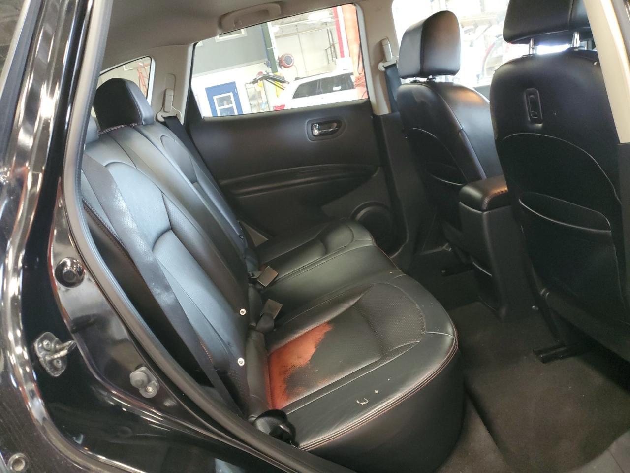 2011 NISSAN ROGUE