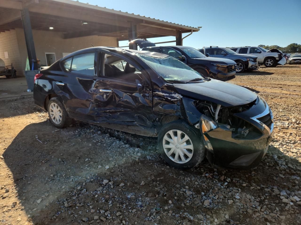 2018 NISSAN VERSA
