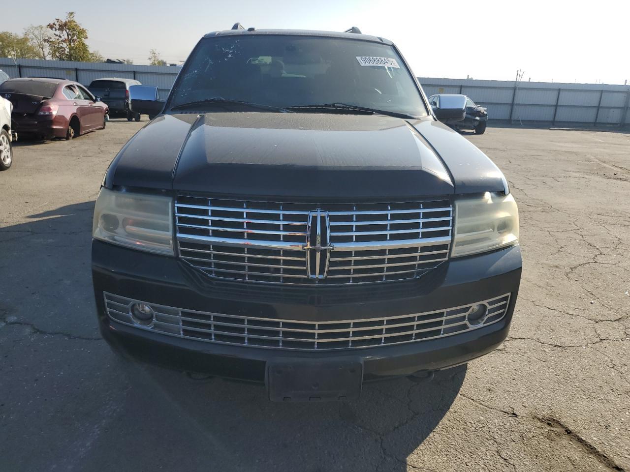 2011 LINCOLN Navigator