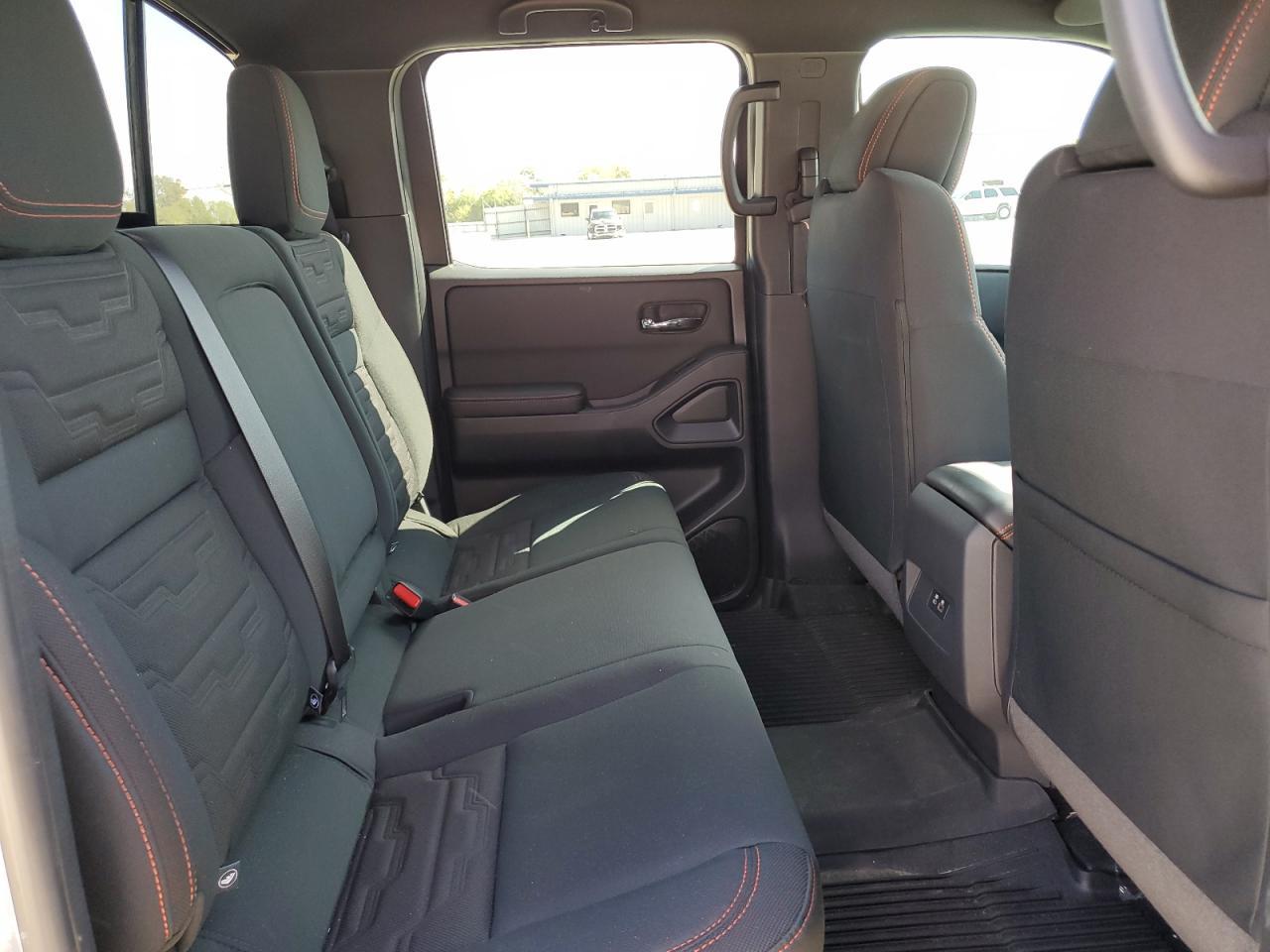 2025 NISSAN Frontier