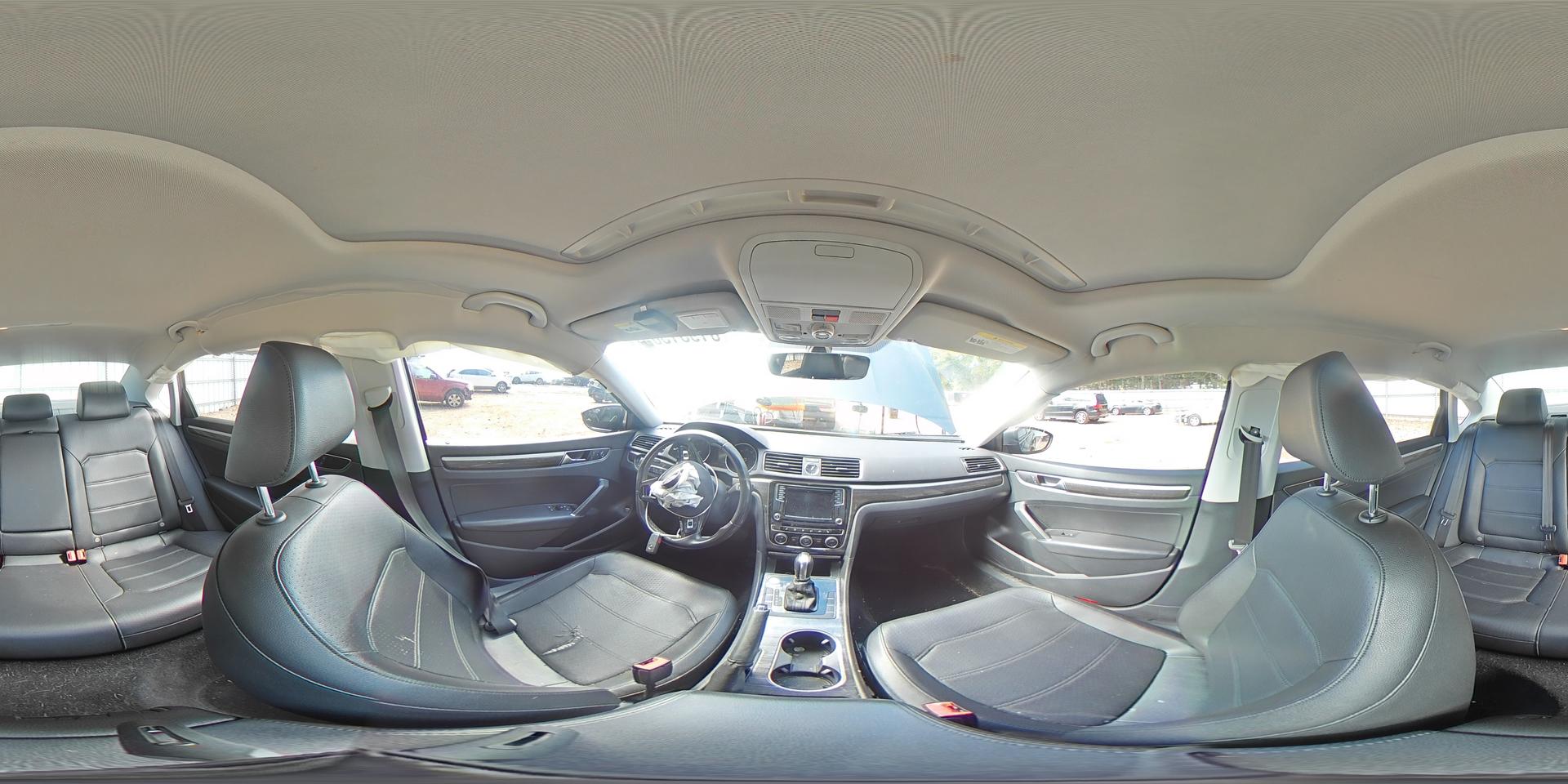 2016 VOLKSWAGEN Passat