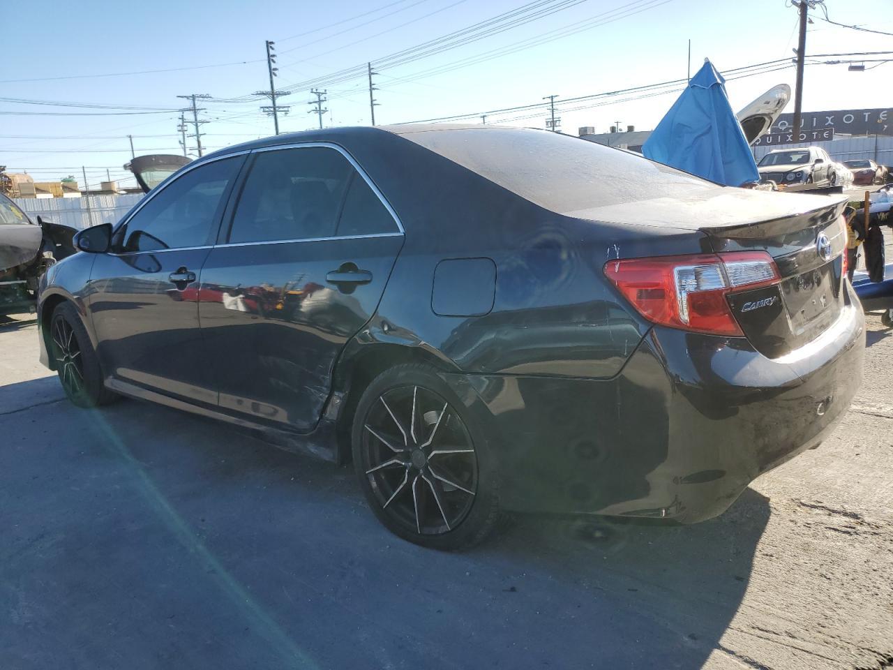 2014 TOYOTA CAMRY