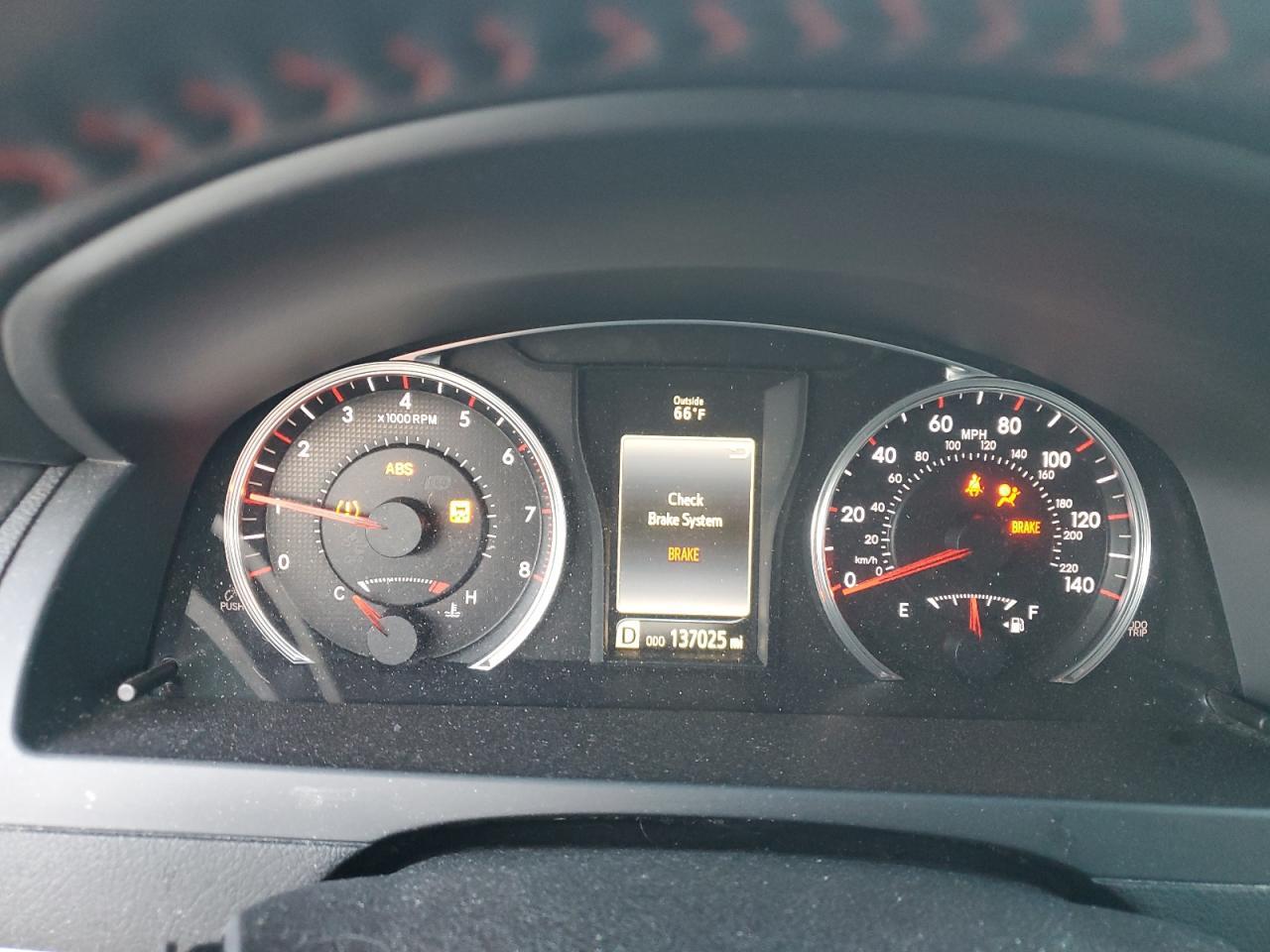2016 TOYOTA CAMRY