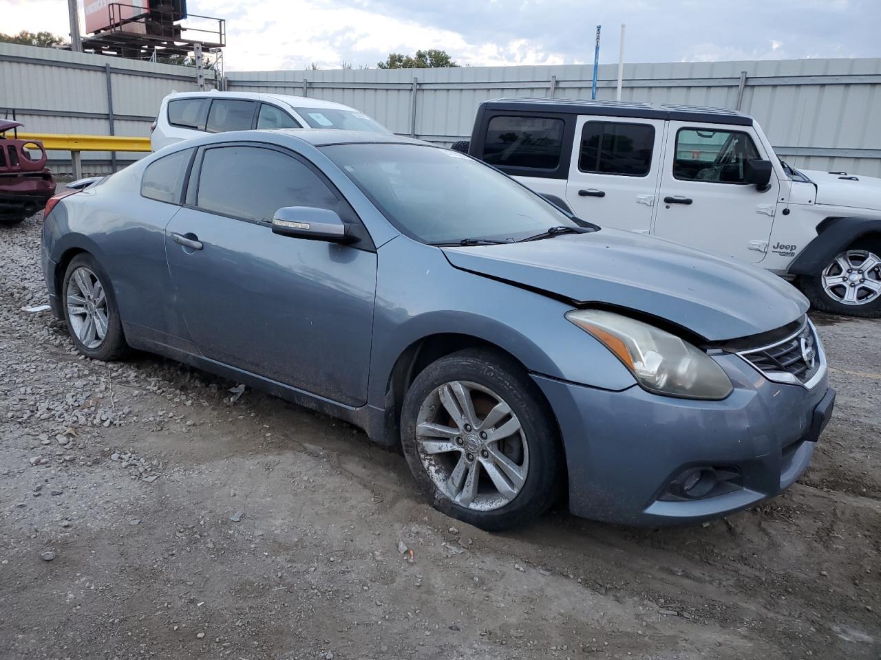 2011 NISSAN ALTIMA