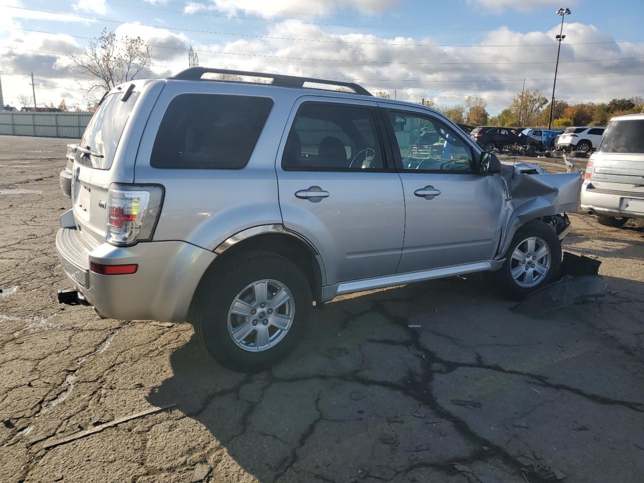 2011 MERCURY Mariner